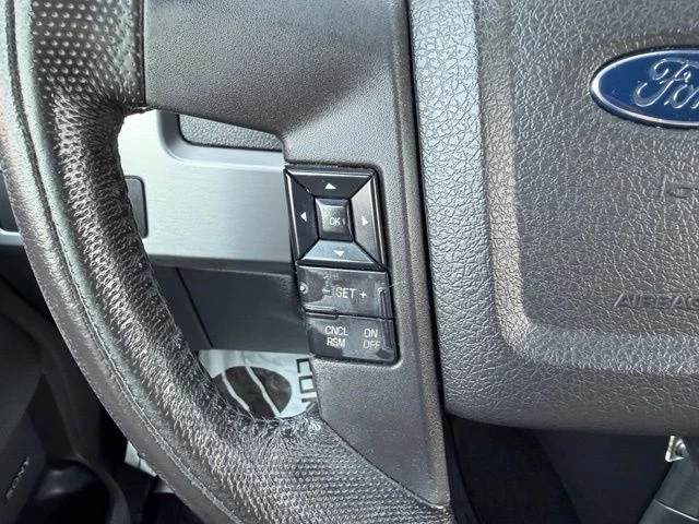 Used 2014 Oxford White Ford SVT Raptor image 20