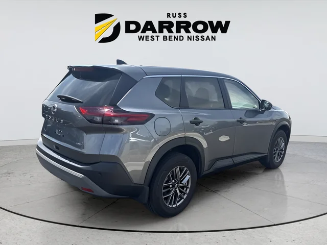 Used 2023 Gray Nissan S image 6