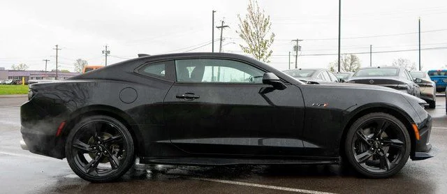 Used 2023 Black Chevrolet LT1 image 5