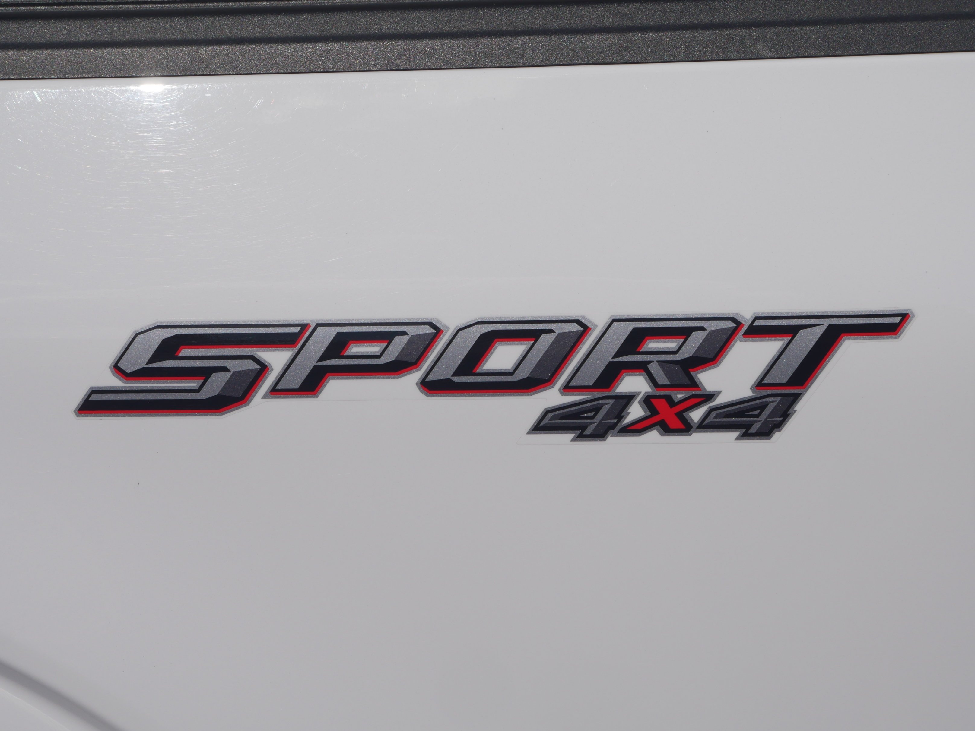 Used 2022 Oxford White Ford XLT image 19