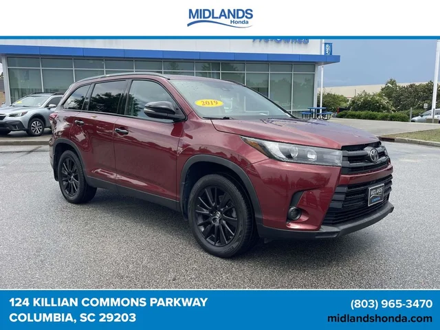 2019 Toyota Highlander SE