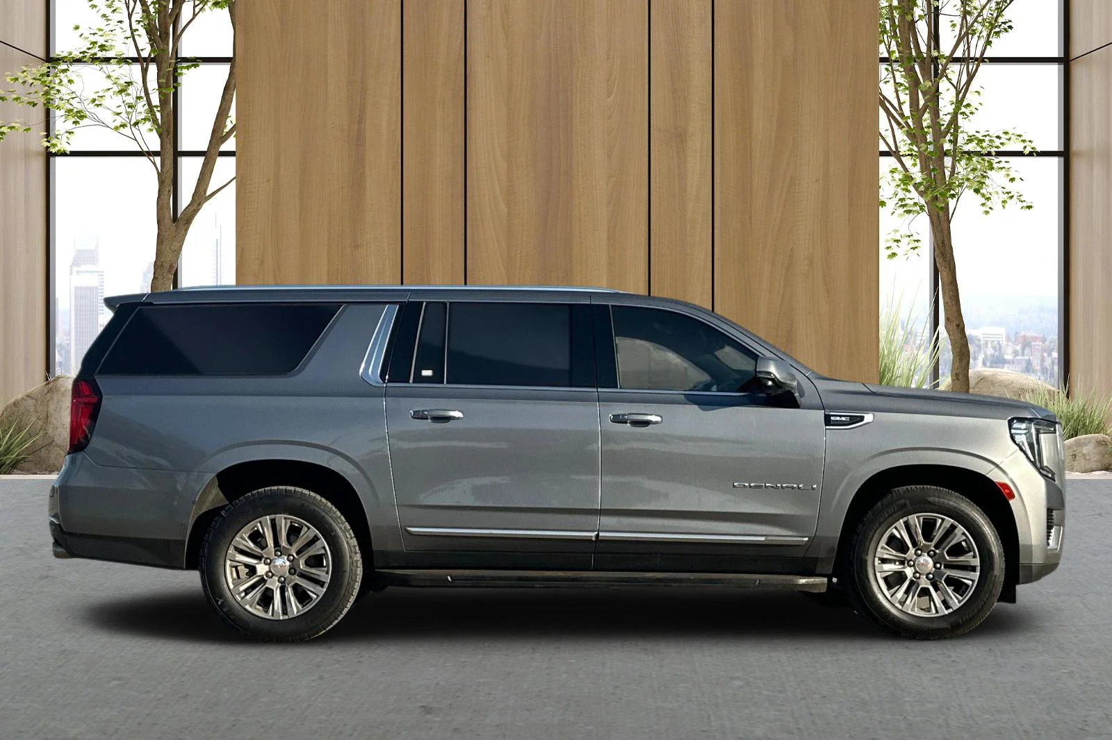Used 2021 Gray GMC Denali image 3
