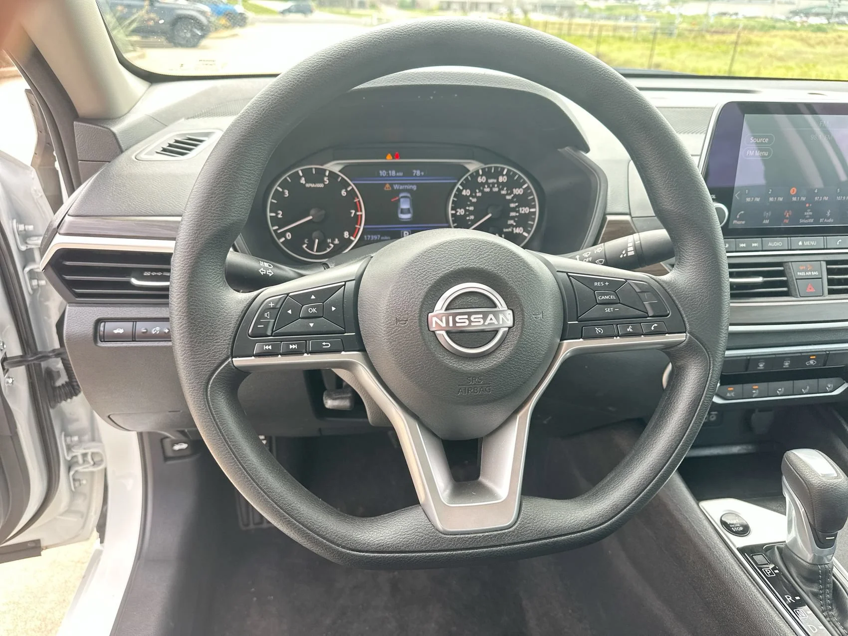 Used 2026 Glacier White Nissan SV image 14