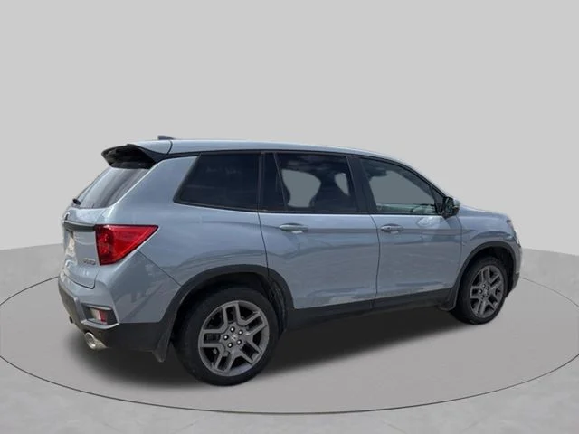 Used 2023 Gray Honda EX-L image 3