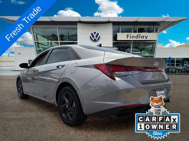 Used 2023 Silver Hyundai SEL image 4