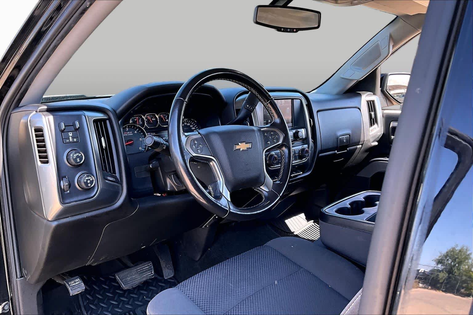 Used 2018 Black Chevrolet LT image 16
