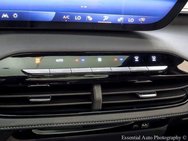 New 2026 Summit White Buick Sport Touring image 18