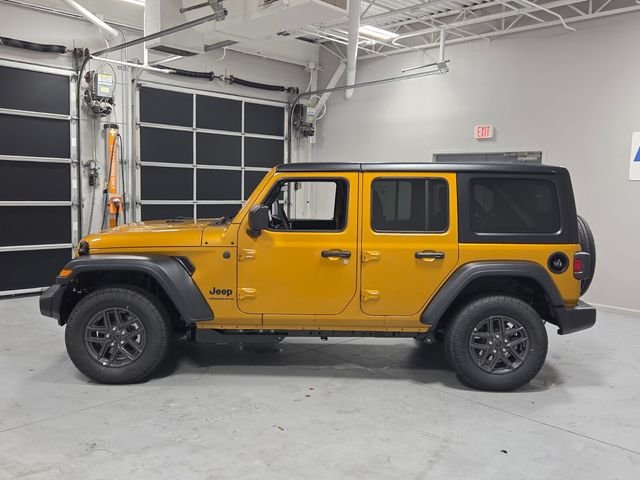 New 2026 Goldilocks Exterior Paint Jeep Sport S image 4
