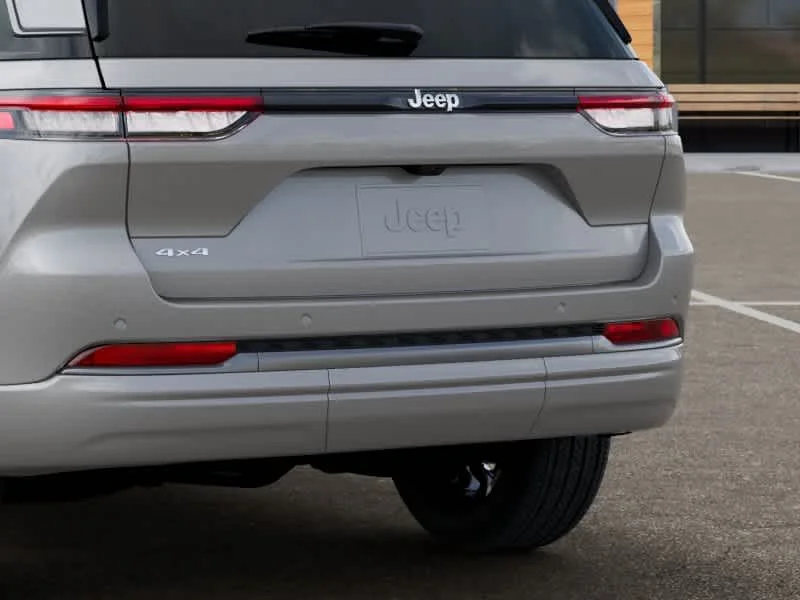 New 2026 Silver Zynith Jeep Limited Reserve image 13