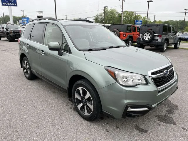 Used 2017 Green Subaru 2.5i Premium image 11