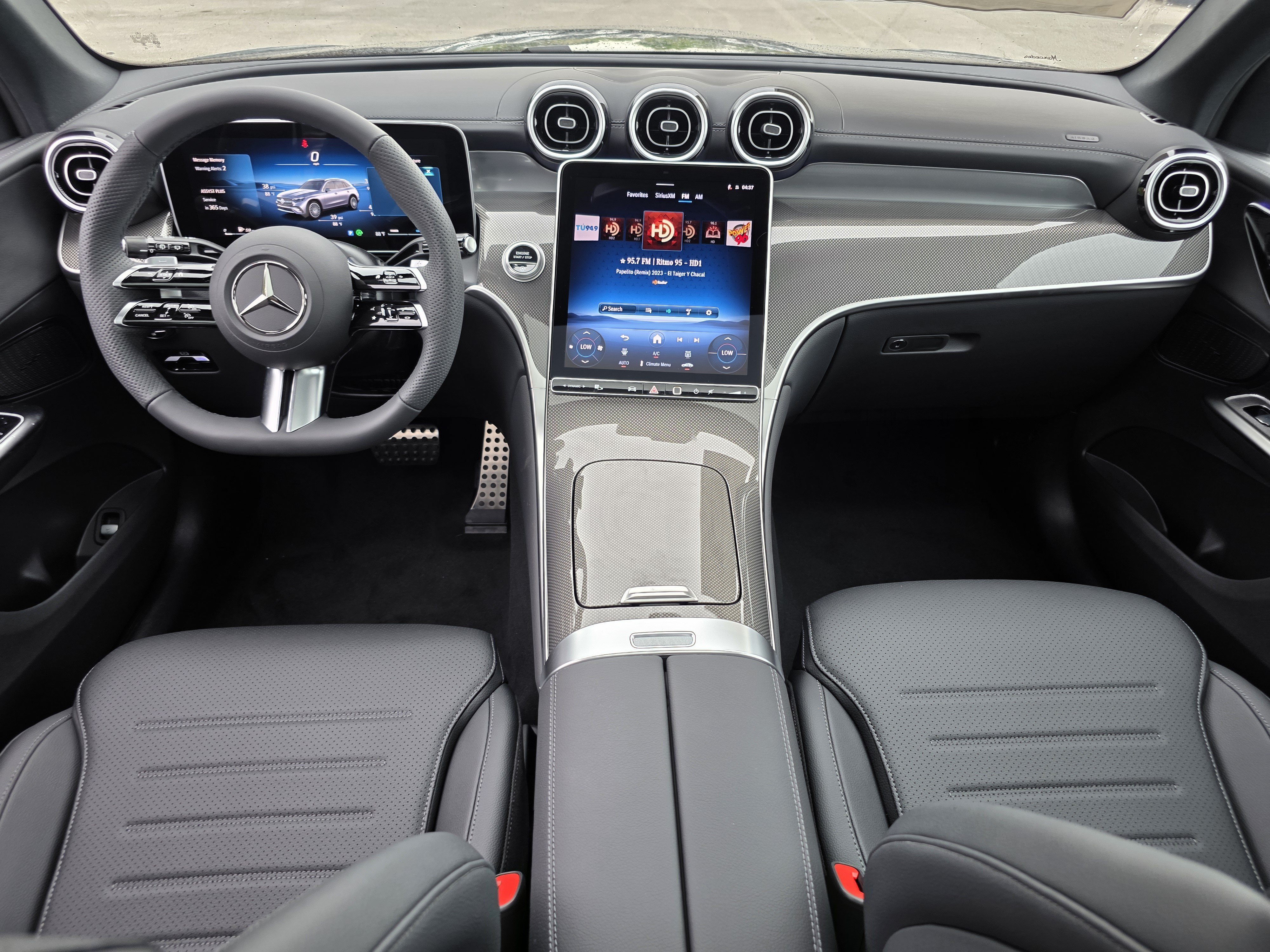 New 2026 Black Mercedes-Benz GLC 300 image 34