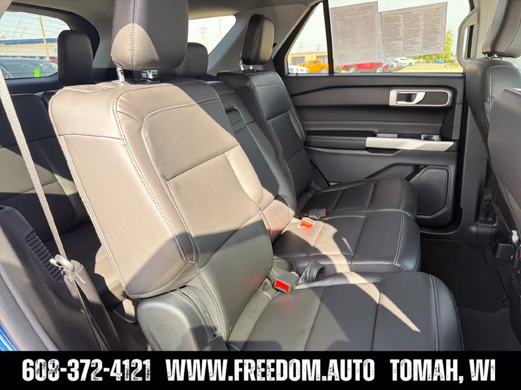 Used 2022 Blue Metallic Ford XLT image 35