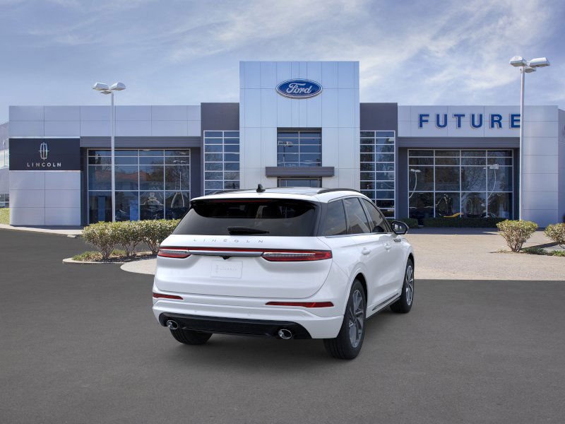 New 2025 Pristine White Lincoln Grand Touring image 36