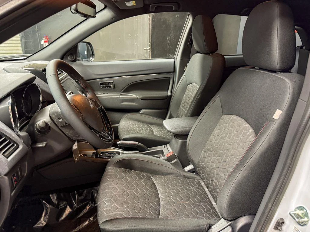 New 2026 White Diamond Mitsubishi 2.0 TRAIL EDITION image 14