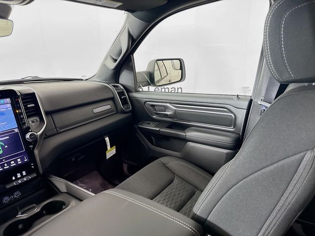 New 2026 Diamond Black Crystal Pearl-Coat Exterior Paint RAM Big Horn/Lone Star image 21