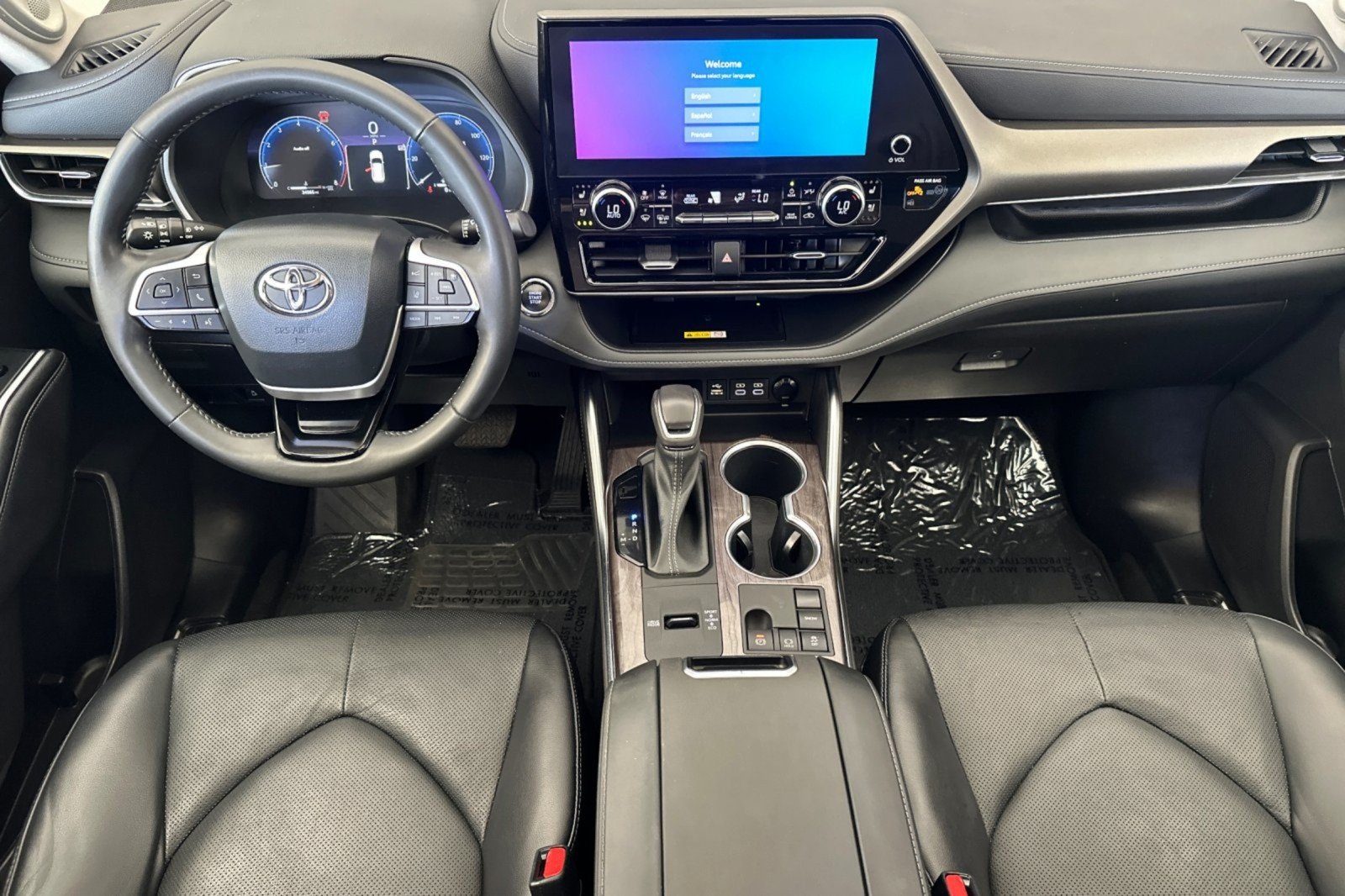 Used 2023 Moon Dust Toyota Limited image 12