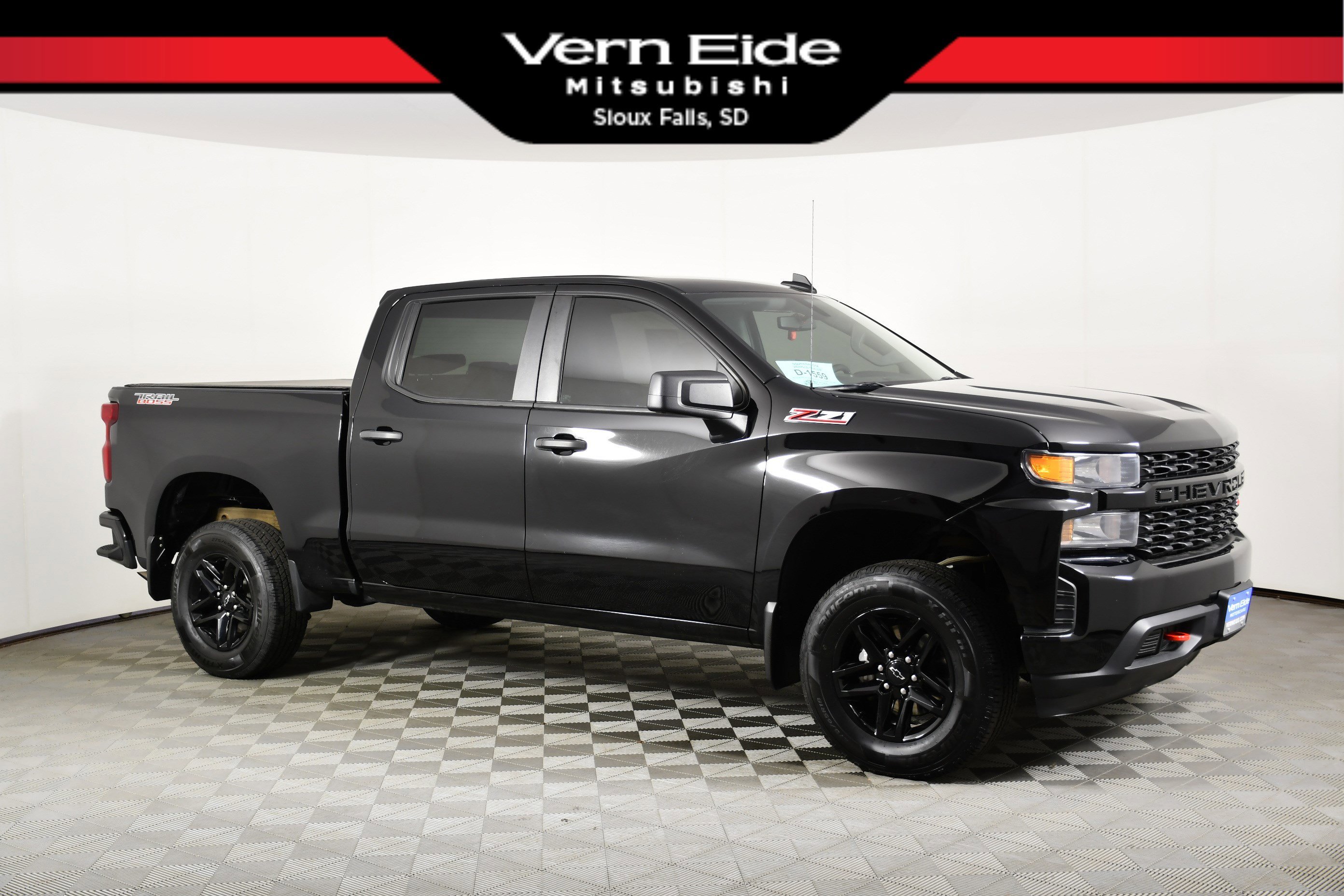 2022 Chevrolet Silverado 1500 Custom Trail Boss 4X4 Crew Cab Short Box's photo