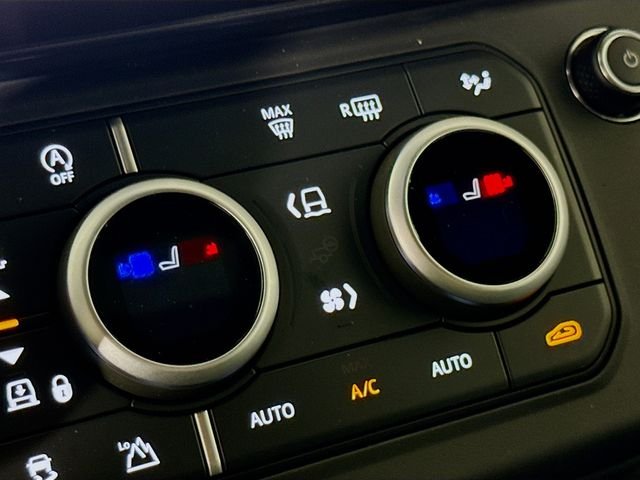 New 2026 Fuji White Land Rover X-Dynamic SE image 23