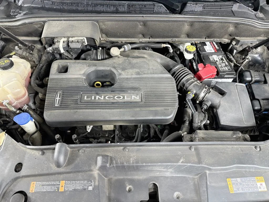 Used 2019 Infinite Black Metallic Lincoln Standard image 29