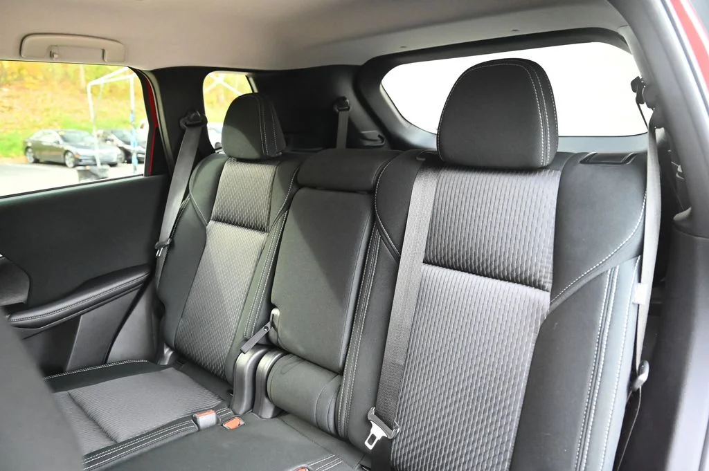 Used 2024 Red Mitsubishi ES image 41
