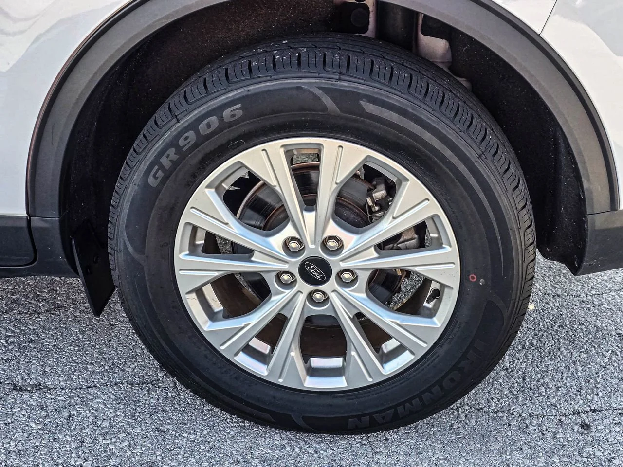 Used 2023 White Ford Active image 6