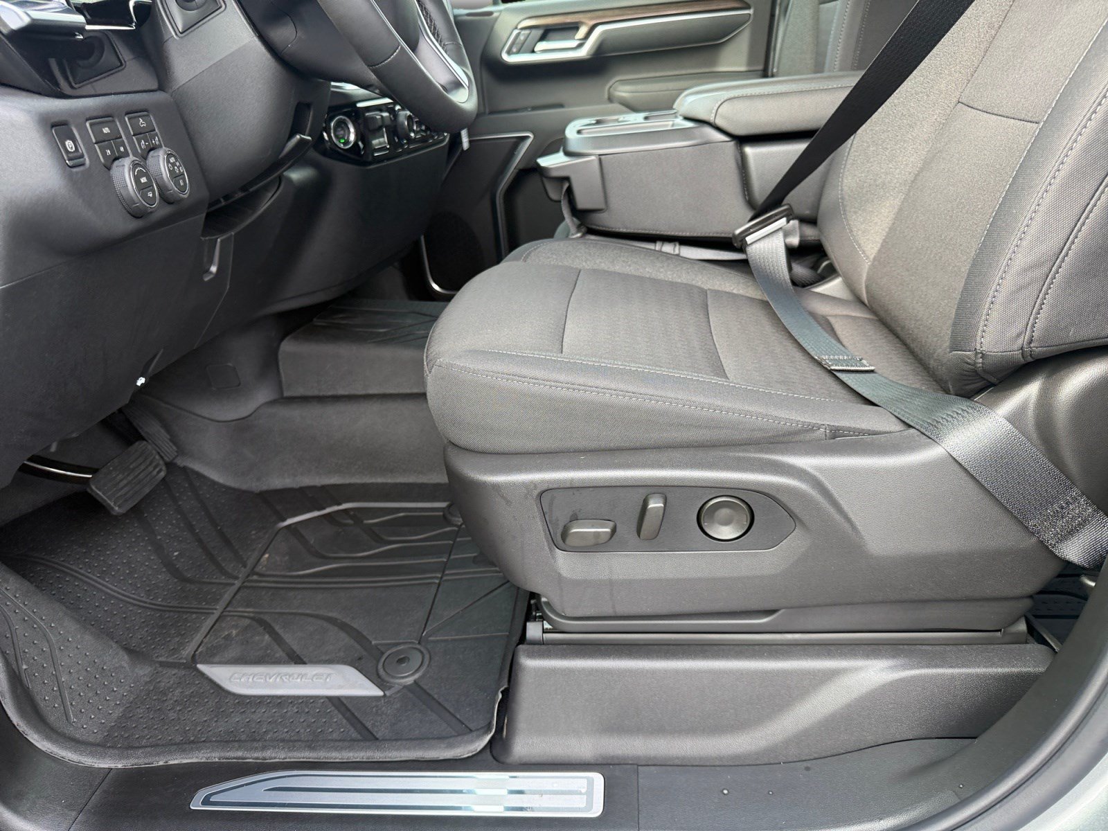2026 Chevrolet Silverado 1500 RST - Photo 11