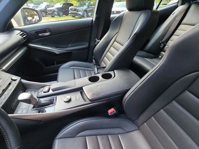 Used 2016 Silver Lexus 350 image 21