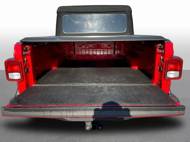 Used 2020 Red Jeep Rubicon image 9