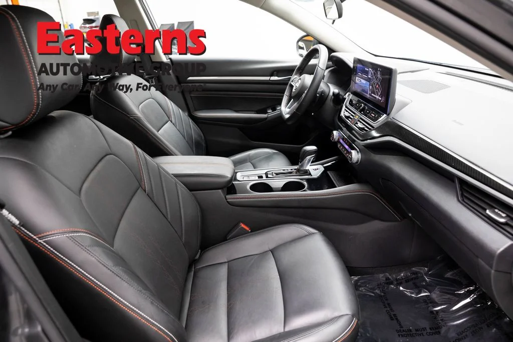 Used 2023 Gray Nissan 2.0 SR image 23
