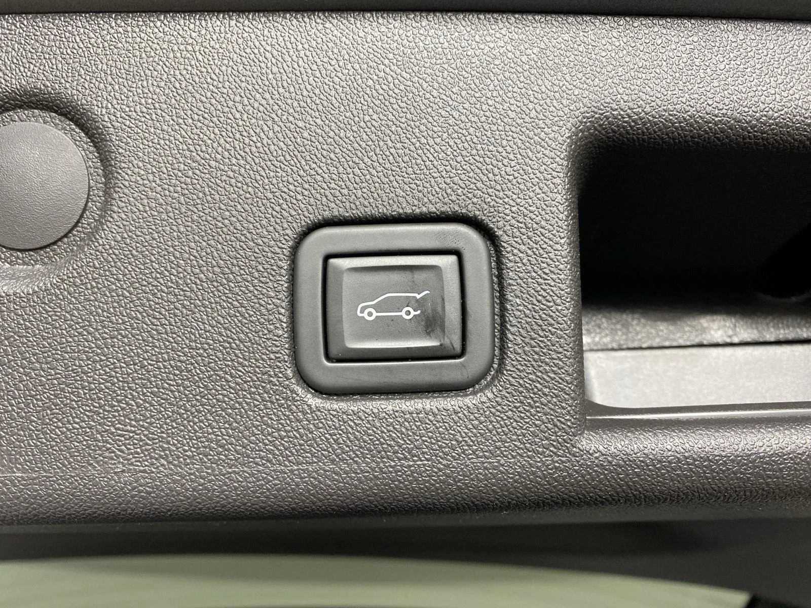 Used 2024 Sterling Gray Metallic Chevrolet LT image 10