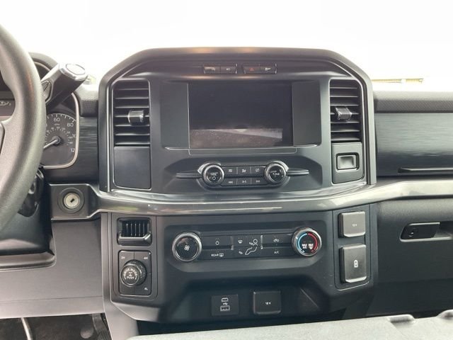 Used 2021 White Ford XL image 32