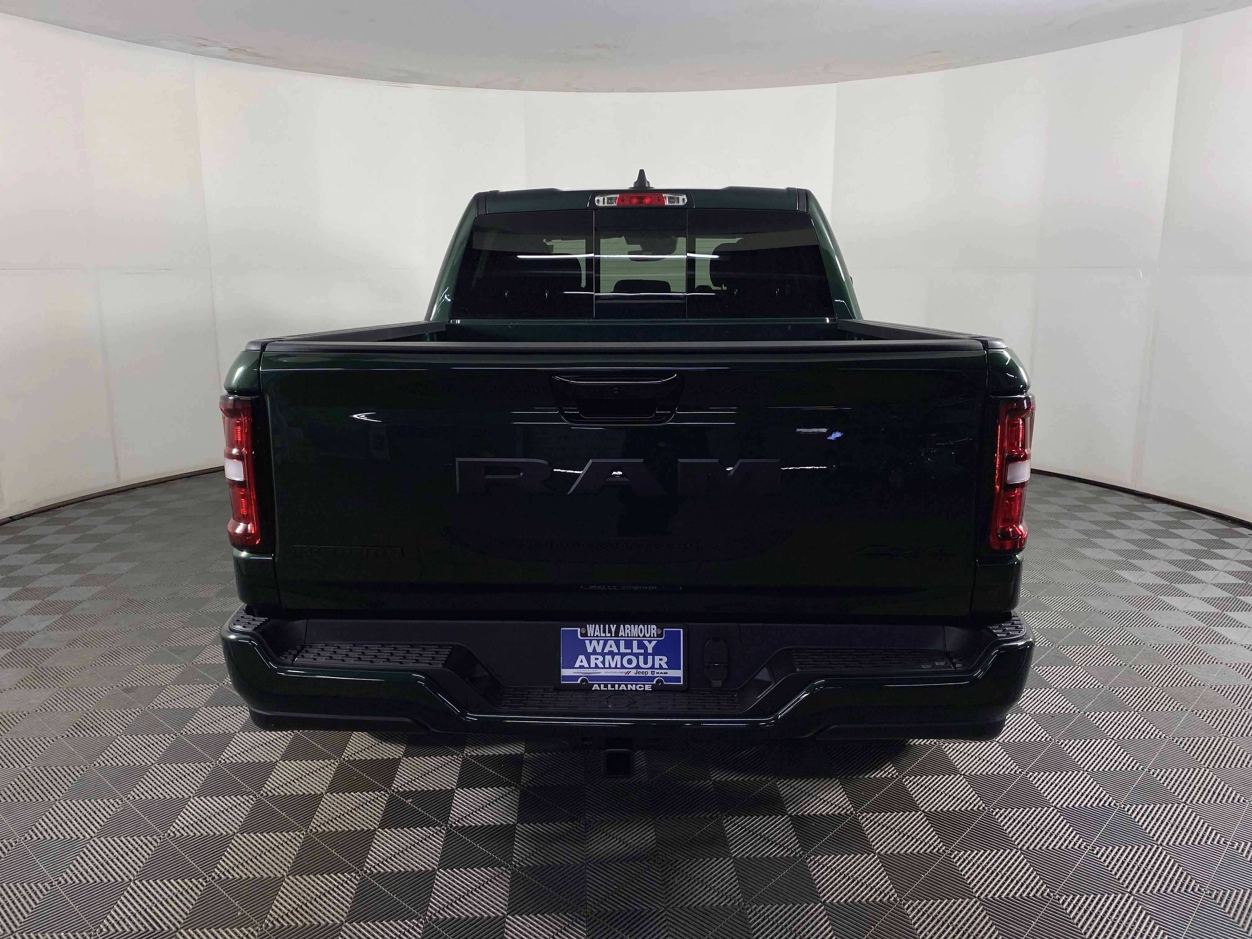 New 2026 Serrano Green Metallic RAM Big Horn/Lone Star image 8
