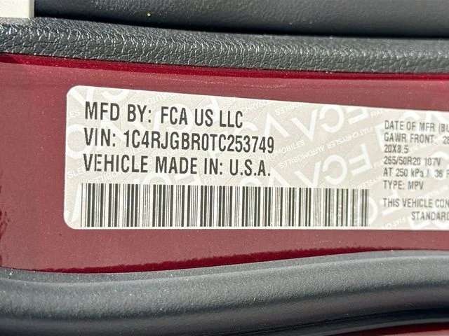 New 2026 Velvet Red Pearl-Coat Exterior Paint Jeep Limited image 22