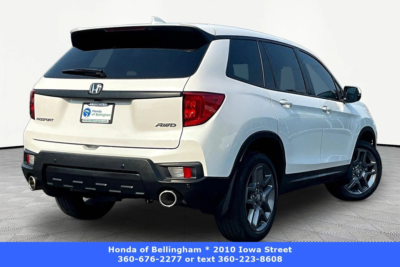 Used 2023 Platinum White Pearl Honda EX-L image 6