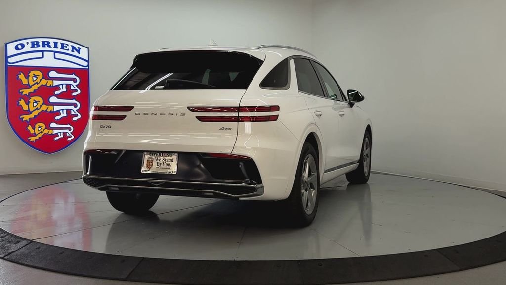 Certified Used 2026 Alta White Genesis 2.5T Select image 5