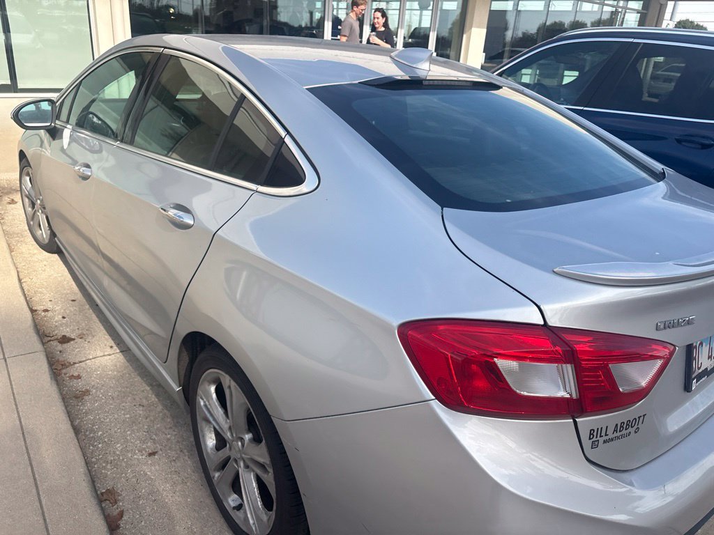 Used 2016 Silver Ice Metallic Chevrolet Premier image 22