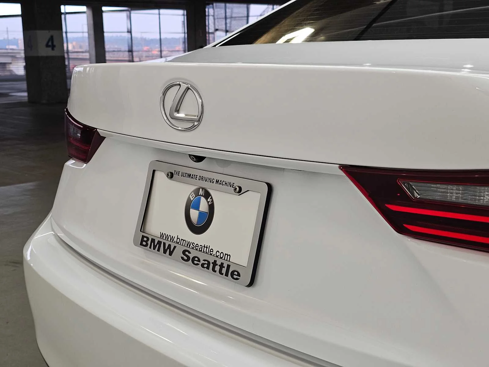 Used 2015 Ultra White Lexus 350 image 7