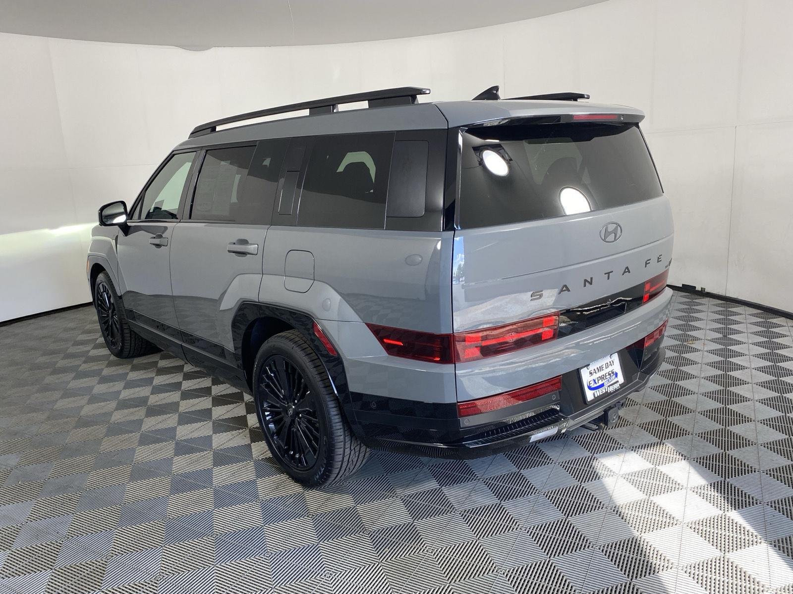 Used 2025 Hampton Gray Hyundai Calligraphy image 5