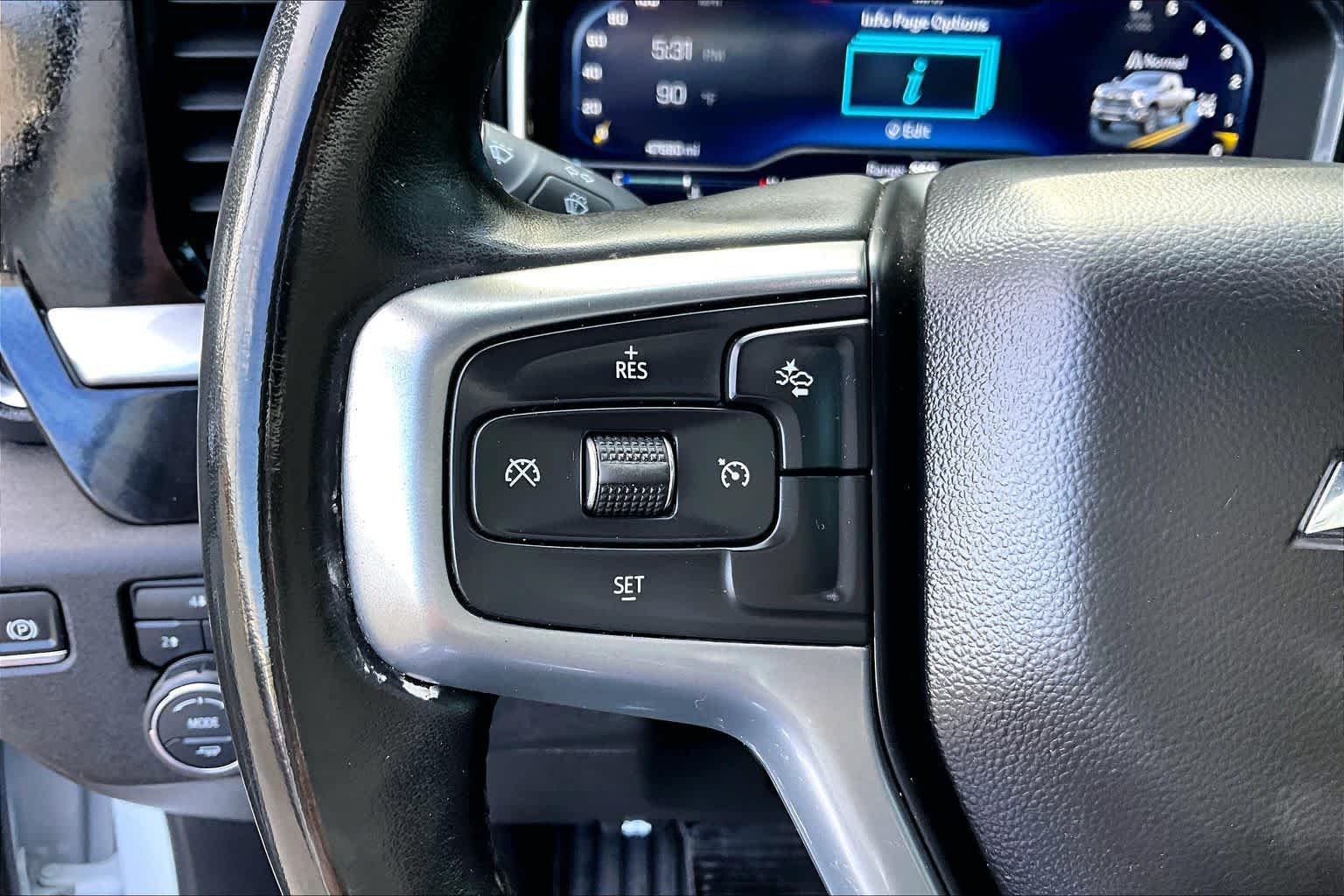 Used 2024 Summit White Chevrolet LT image 22