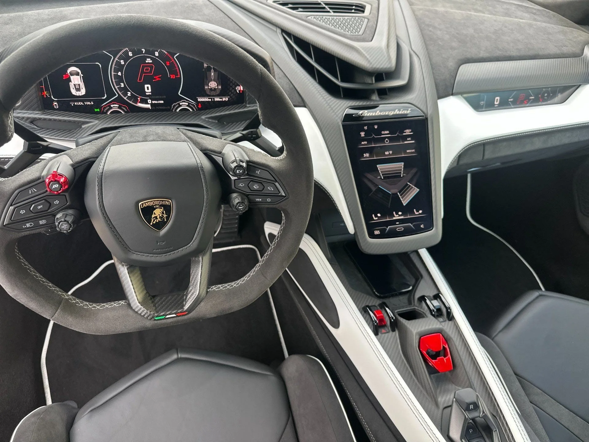 Certified Used 2026  Lamborghini  image 7
