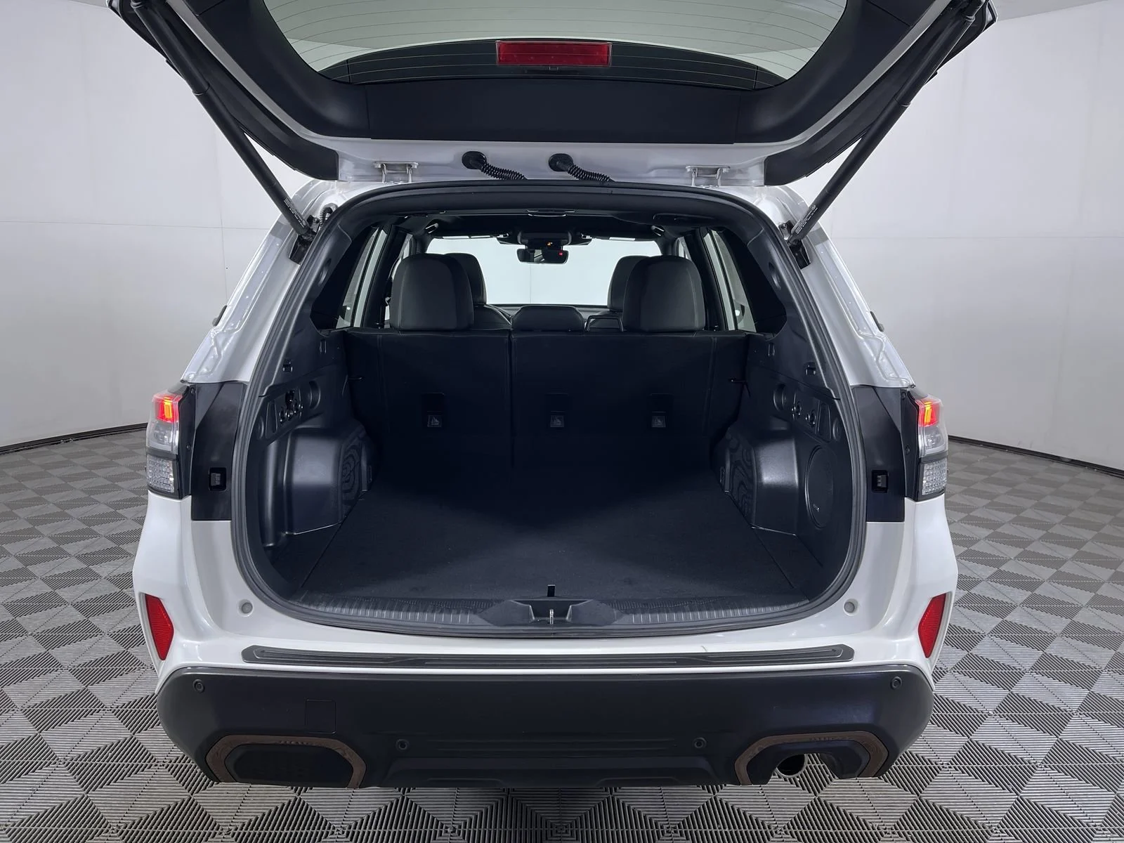 2025 Subaru Forester Sport - Photo 23