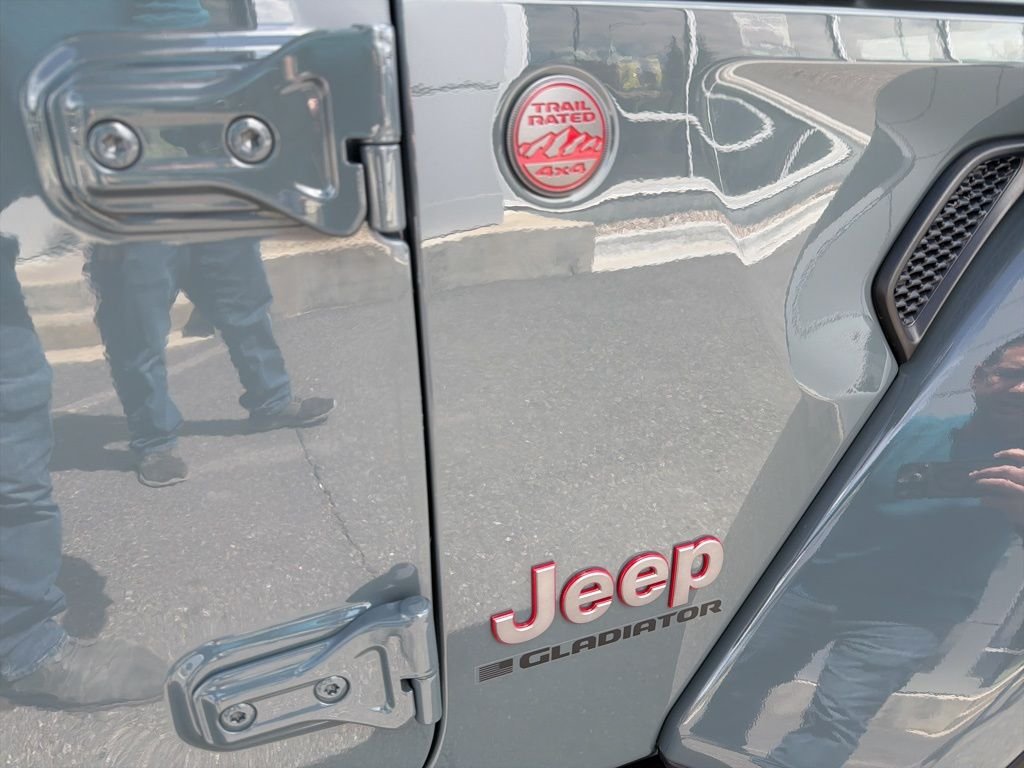 New 2026 Anvil Clear-Coat Exterior Paint Jeep Rubicon X image 38