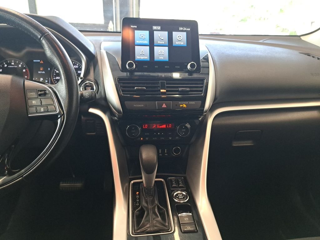 Used 2024 Black Mitsubishi SE image 21