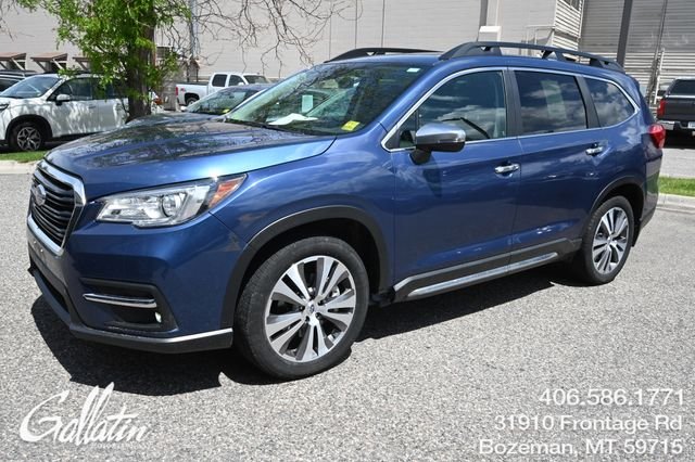 2022 Subaru Ascent Touring's photo