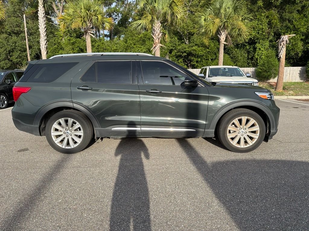 Used 2024 Green Ford Limited image 3