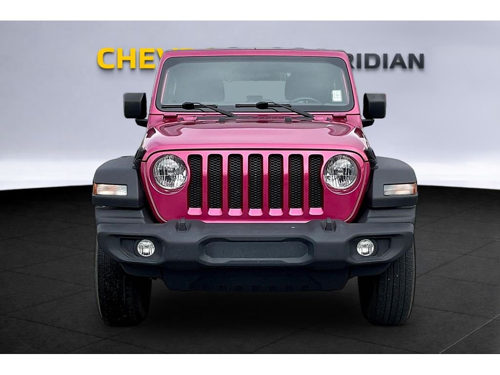 Used 2022 Pink Jeep Sport S image 3