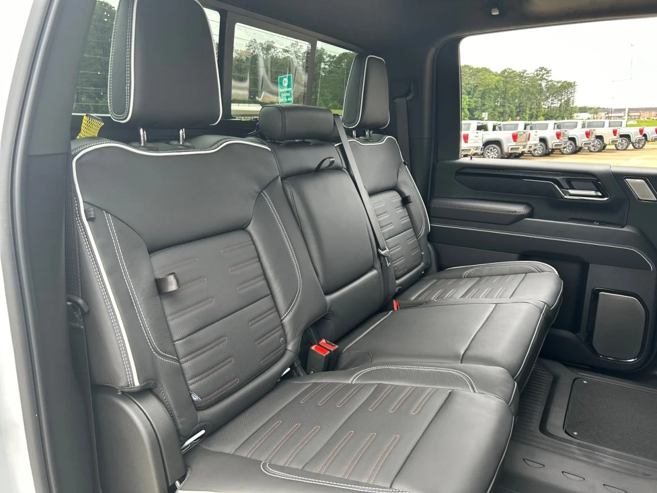 New 2026 Summit White GMC AT4X image 19