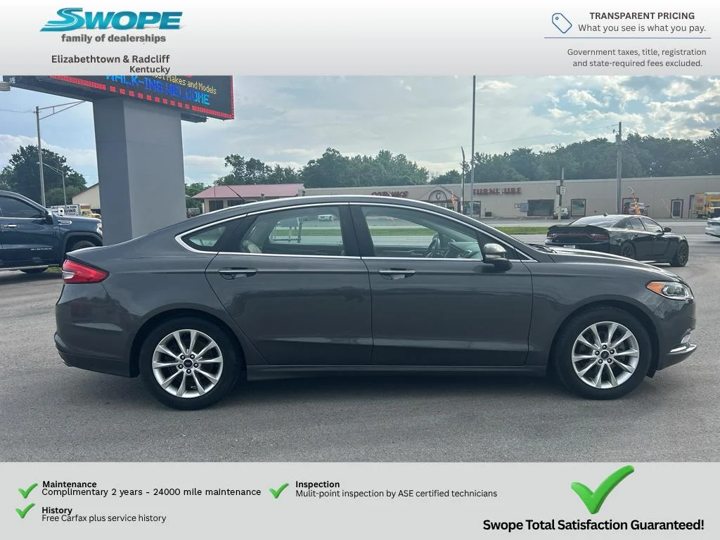 Used 2017 Magnetic Ford SE image 3