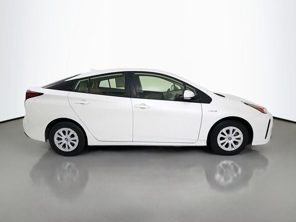 Used 2020 Blizzard Pearl Toyota LE image 8
