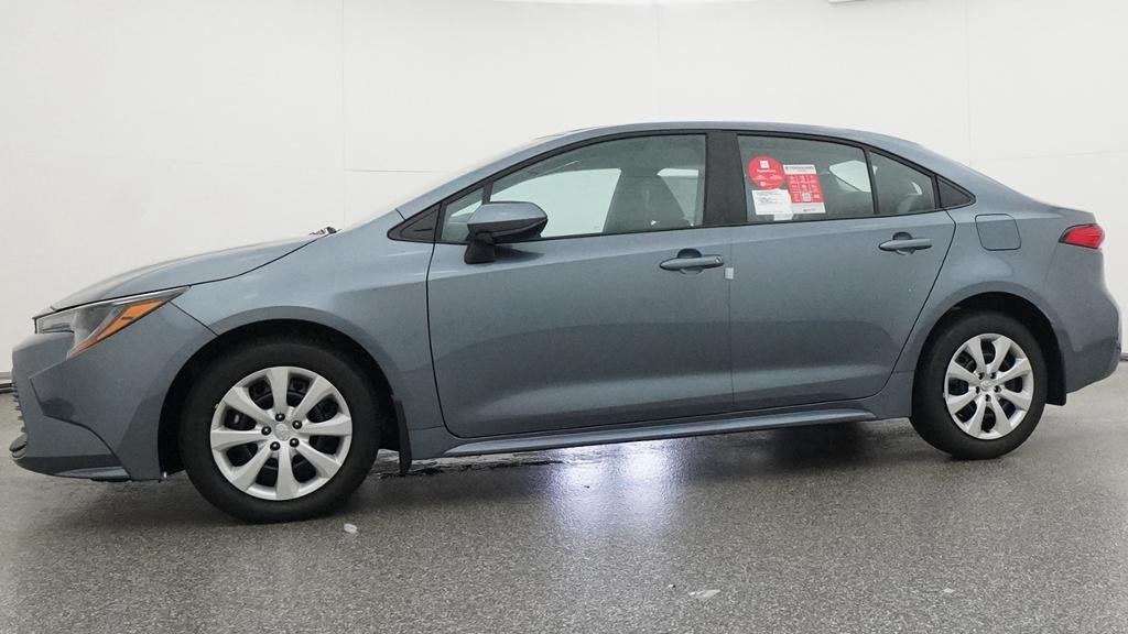 New 2027 Celestite Toyota LE image 4